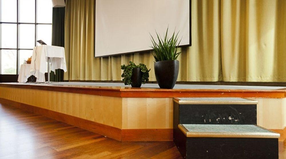 Quality Hotel Нака Екстер'єр фото