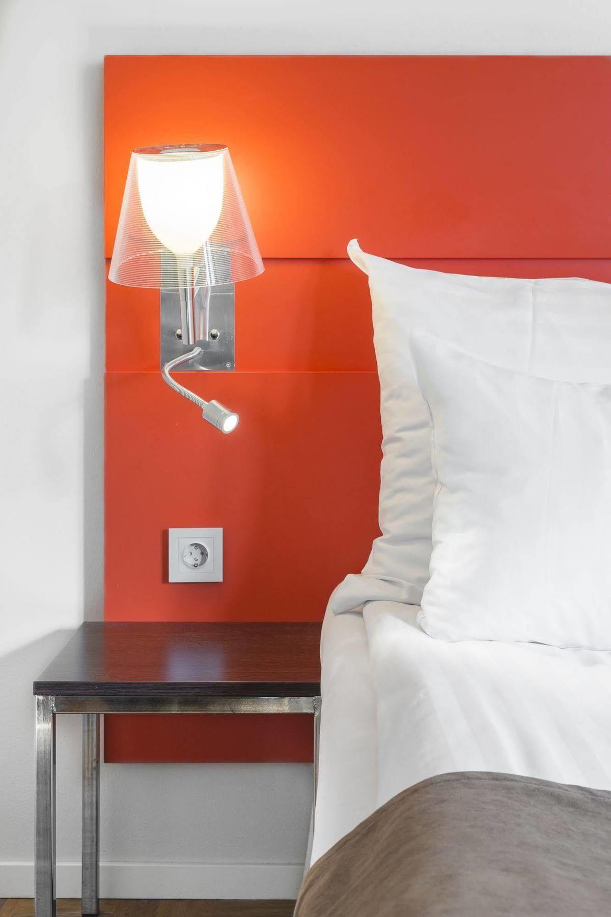 Quality Hotel Нака Екстер'єр фото