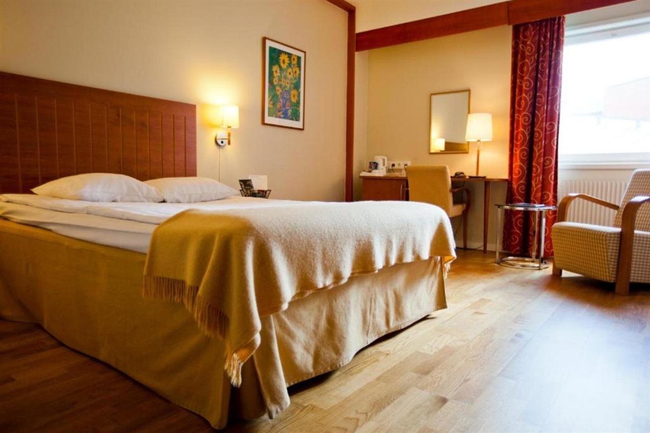 Quality Hotel Нака Екстер'єр фото